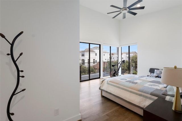 1302 Crocker Street, Houston, TX 77019
