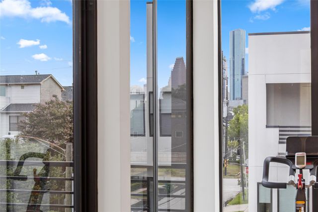 1302 Crocker Street, Houston, TX 77019