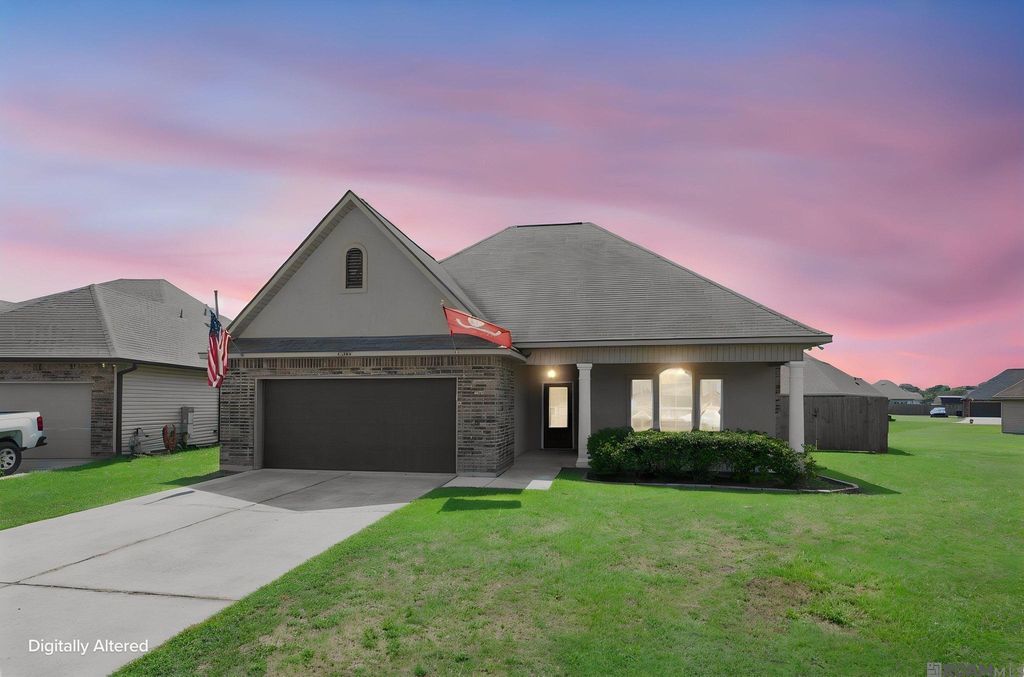 42408 Harborstone Ave, Prairieville, LA 70769
