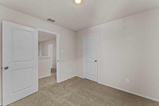 113 Howard DR, Maxwell, TX 78109