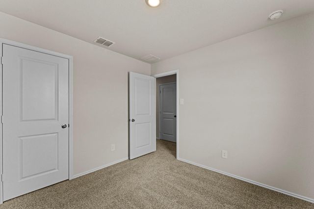 113 Howard DR, Maxwell, TX 78109