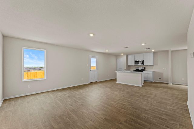 113 Howard DR, Maxwell, TX 78109