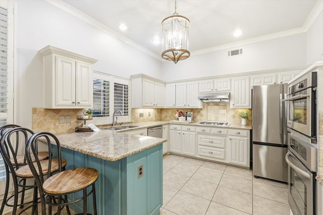 2410 Lone Oak Trail, Garland, TX 75044