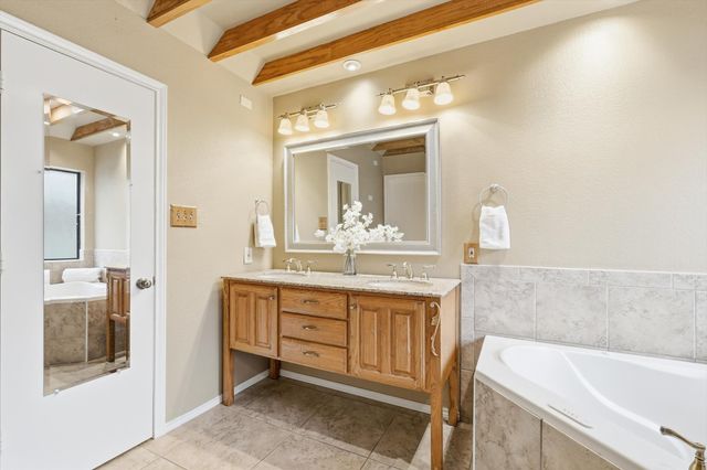 2410 Lone Oak Trail, Garland, TX 75044