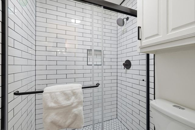 2410 Lone Oak Trail, Garland, TX 75044