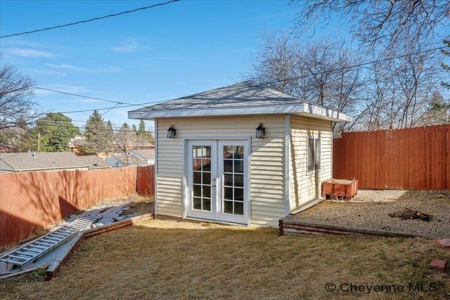 1823 LILAC CT, Cheyenne, WY 82001