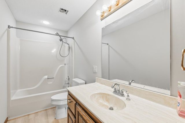 10215 E June dr, Derby, KS 67037