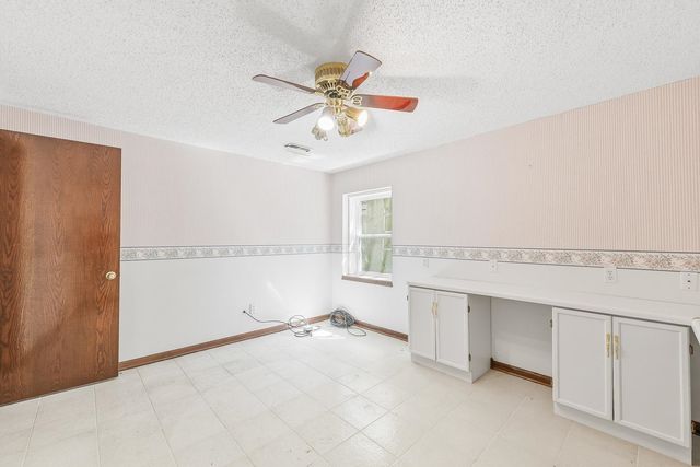 10215 E June dr, Derby, KS 67037