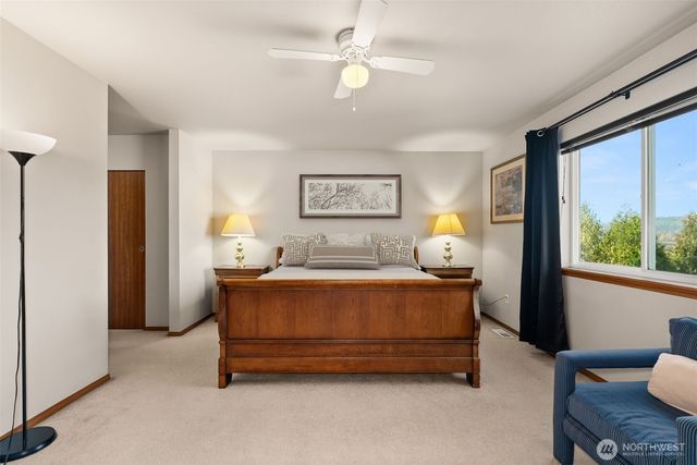 234 Wind River Dr, Chehalis, WA 98532