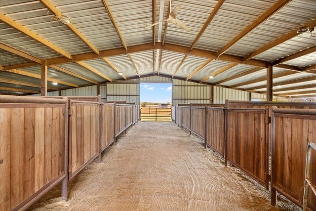 4525 Cattleguard Court, Tolar, TX 76476