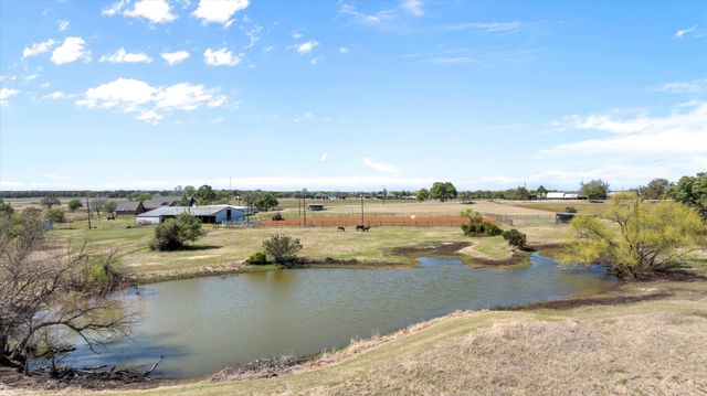 4525 Cattleguard Court, Tolar, TX 76476
