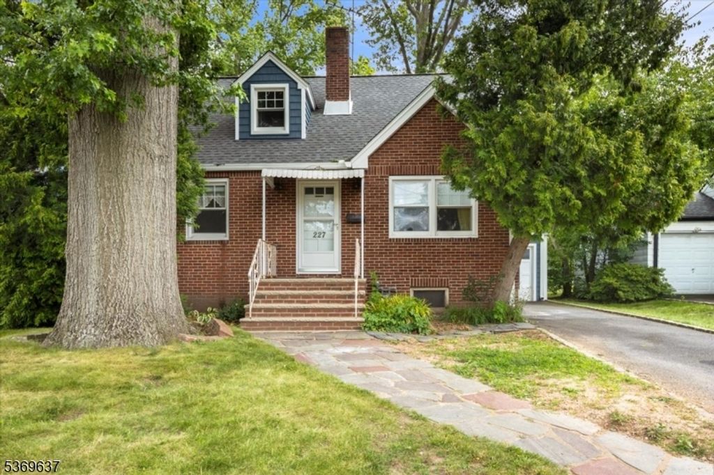 227 Elmwood Ave, Union Twp., NJ 07083