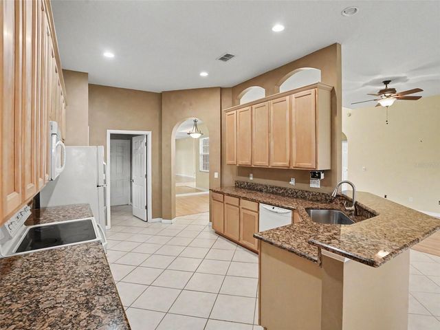 864 LAKEWORTH CIRCLE, Lake Mary, FL 32746