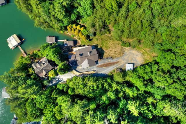 201 Highland Falls Road, Blue Ridge, GA 30513