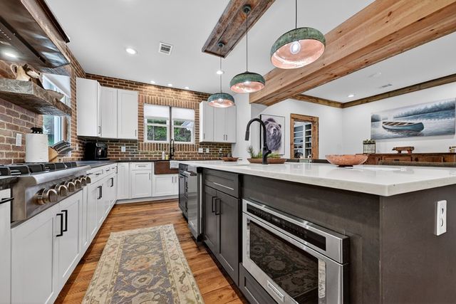 201 Highland Falls Road, Blue Ridge, GA 30513