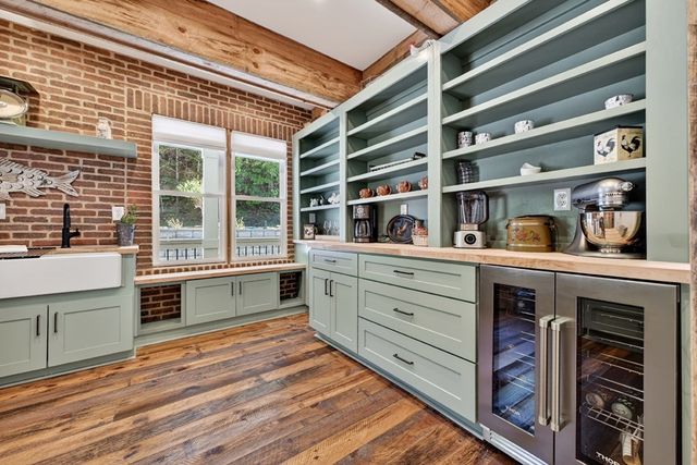 201 Highland Falls Road, Blue Ridge, GA 30513