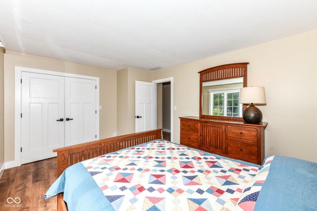 12370 Camberley Lane, Carmel, IN 46033