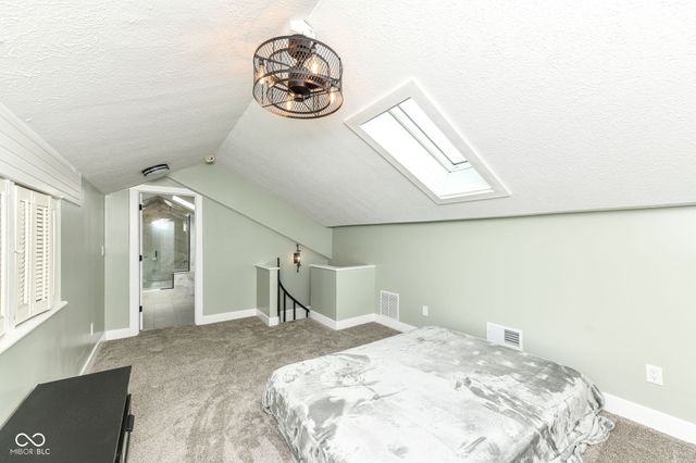 12370 Camberley Lane, Carmel, IN 46033