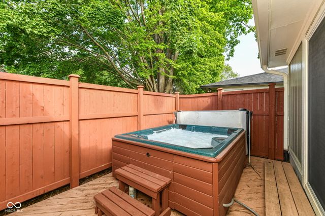 12370 Camberley Lane, Carmel, IN 46033