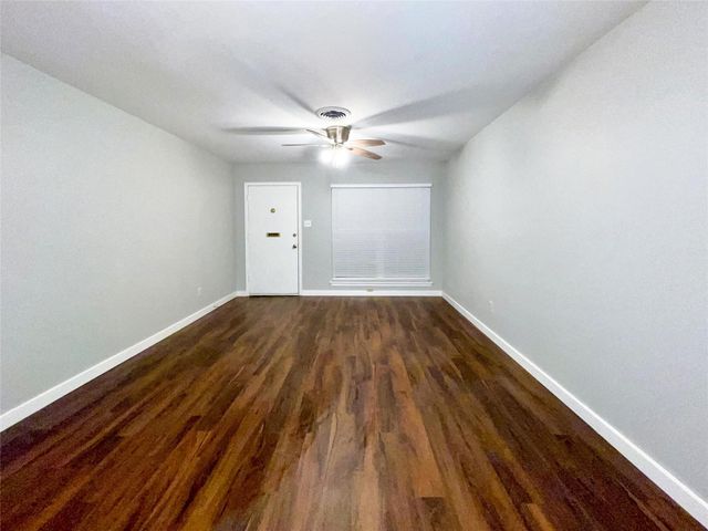 2675 Gessner Road 103, Houston, TX 77080