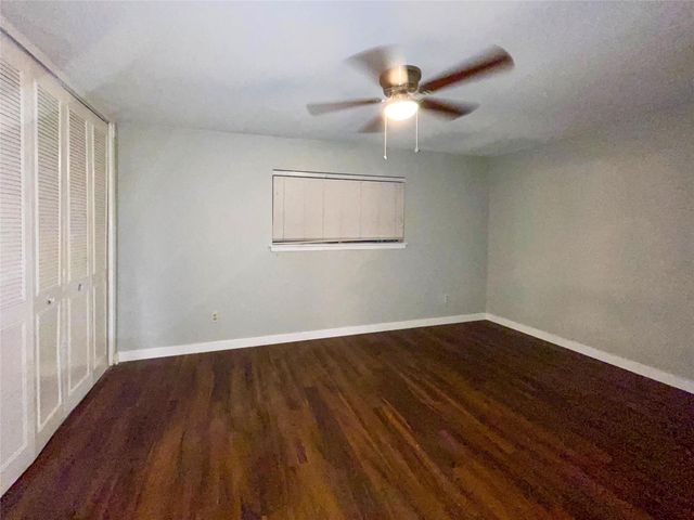 2675 Gessner Road 103, Houston, TX 77080