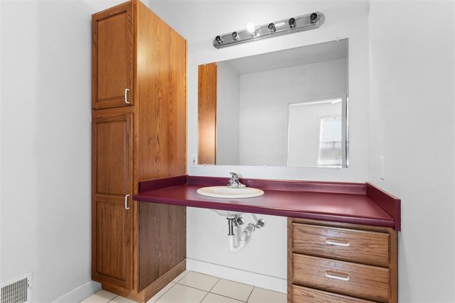 7625 Timberview Avenue, Kalamazoo, MI 49009