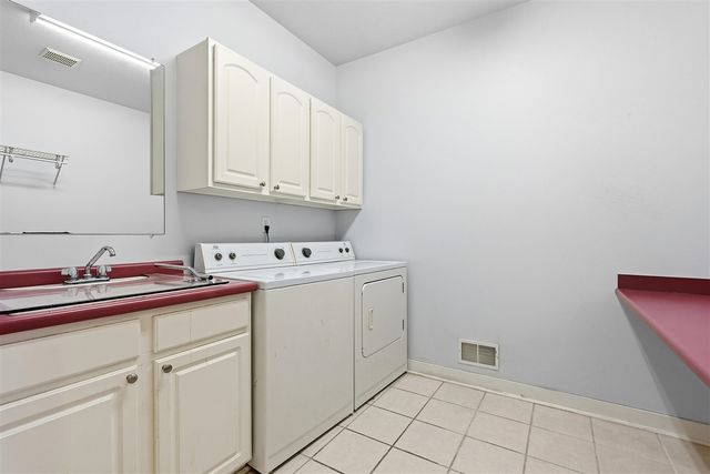 7625 Timberview Avenue, Kalamazoo, MI 49009