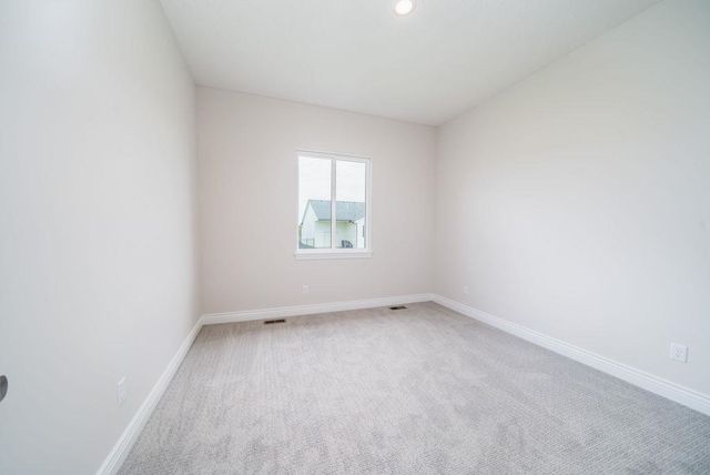 1242 W Ravendale Ln, Goddard, KS 67052