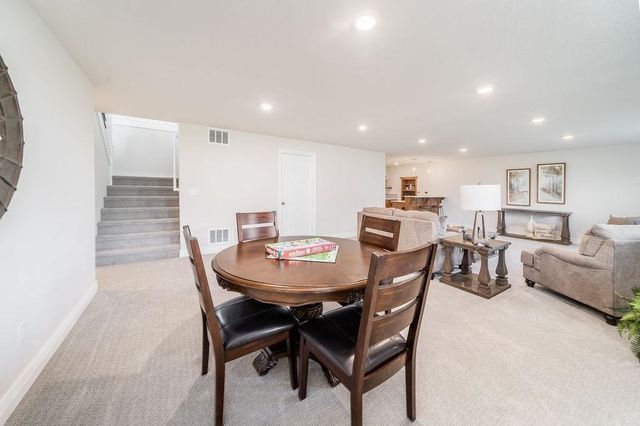 1242 W Ravendale Ln, Goddard, KS 67052