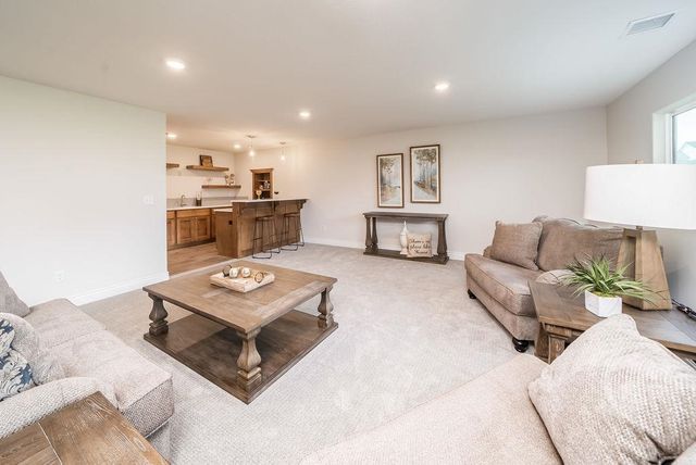 1242 W Ravendale Ln, Goddard, KS 67052