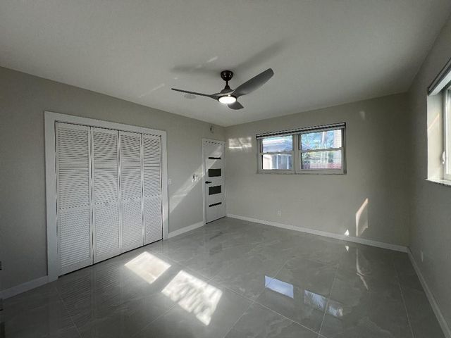 1042 Tyler Street, Hollywood, FL 33019