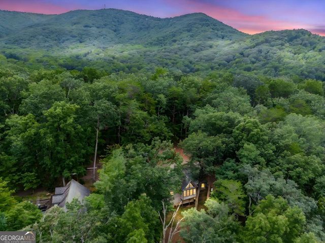 264 Fox Den Circle, Jasper, GA 30143