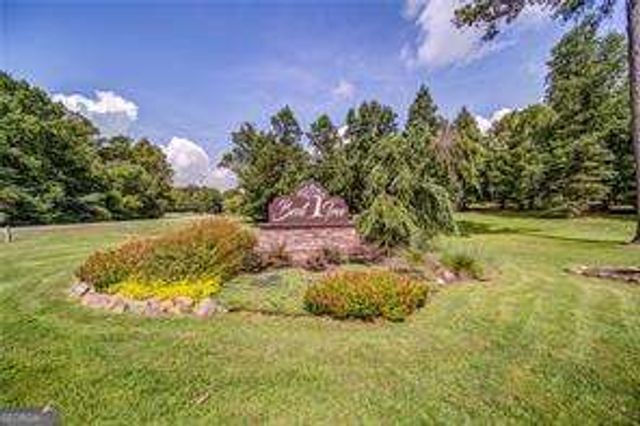 264 Fox Den Circle, Jasper, GA 30143