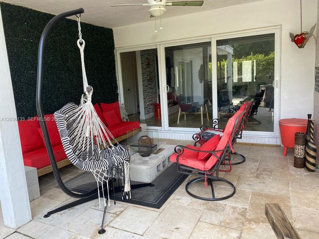 1103 Washington St, Hollywood, FL 33019