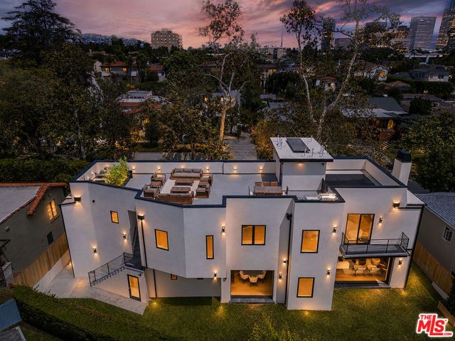 1325 Thayer Avenue, Los Angeles, CA 90024