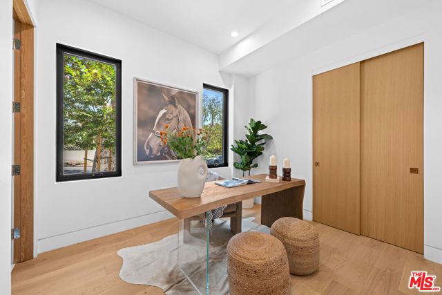 1325 Thayer Avenue, Los Angeles, CA 90024