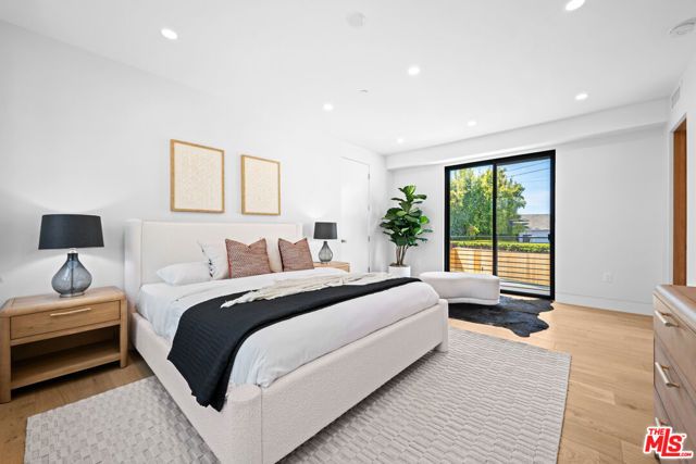 1325 Thayer Avenue, Los Angeles, CA 90024