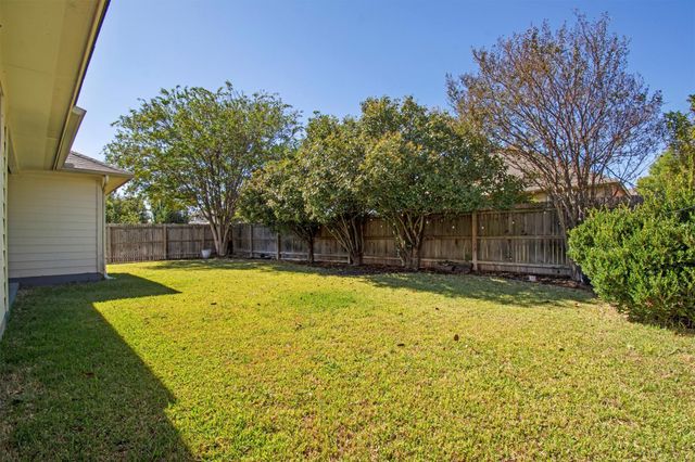 3300 Winding Shore LN, Pflugerville, TX 78660