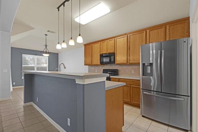 3300 Winding Shore LN, Pflugerville, TX 78660