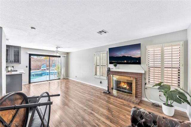 7531 Kalmalii Avenue, Las Vegas, NV 89147