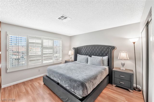 7531 Kalmalii Avenue, Las Vegas, NV 89147