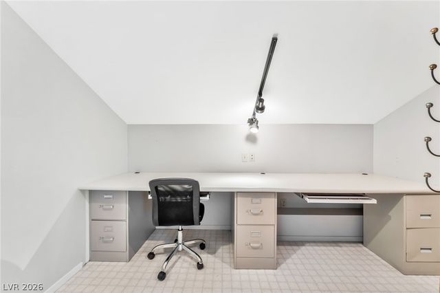 7531 Kalmalii Avenue, Las Vegas, NV 89147