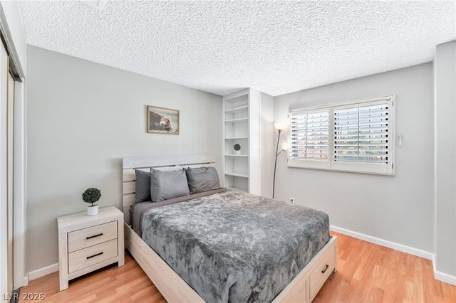 7531 Kalmalii Avenue, Las Vegas, NV 89147