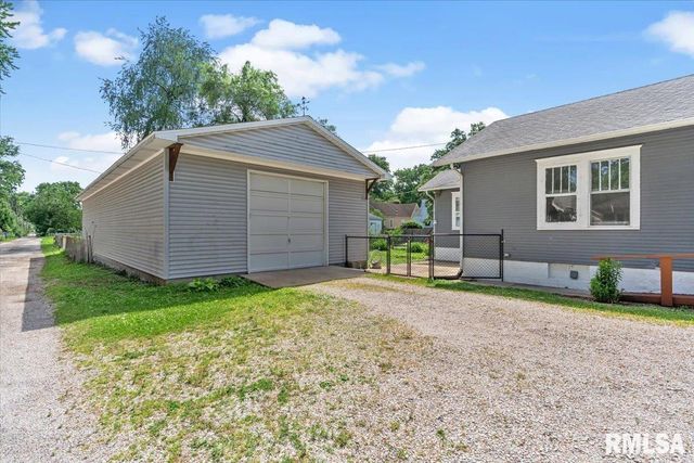 730 W ASH Street, Springfield, IL 62704