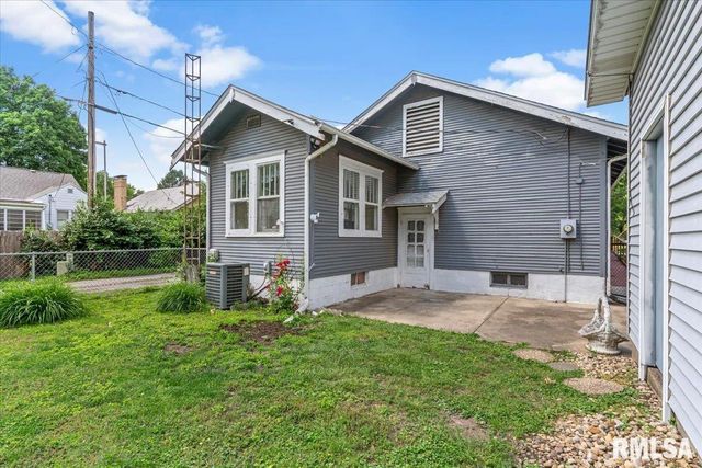 730 W ASH Street, Springfield, IL 62704