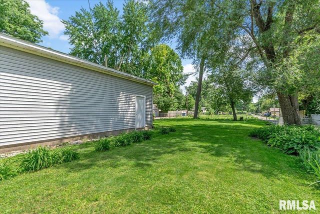 730 W ASH Street, Springfield, IL 62704