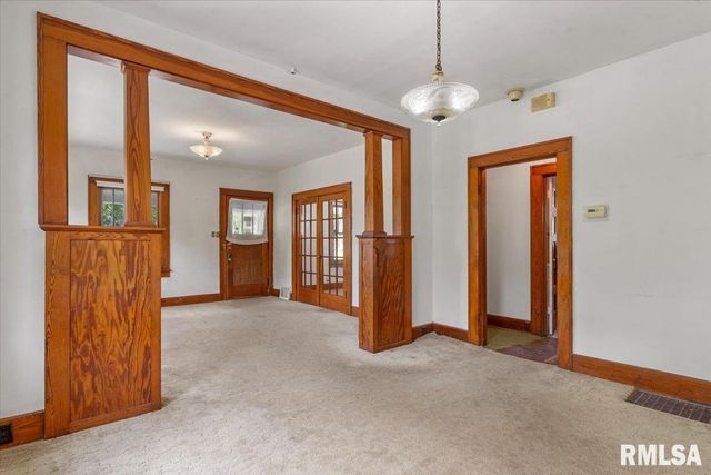 730 W ASH Street, Springfield, IL 62704
