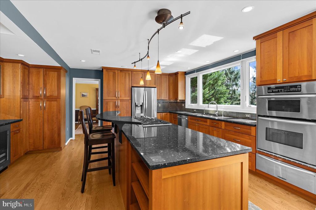 Image 15 of property listing at 3804 PORTMAN PL, Ellicott City, MD 21042