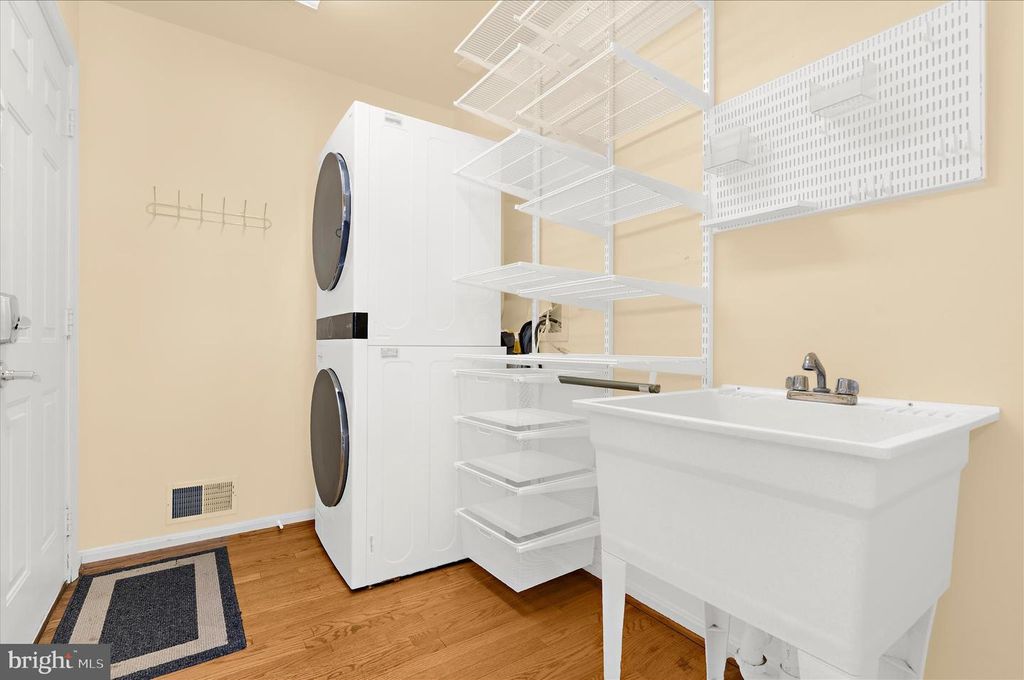 Image 23 of property listing at 3804 PORTMAN PL, Ellicott City, MD 21042