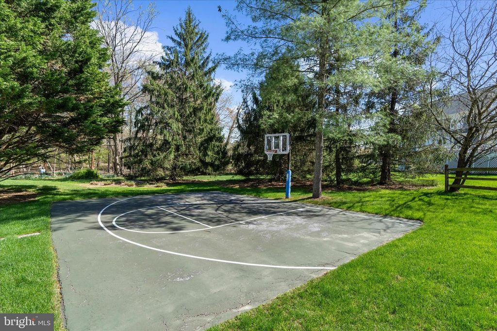 Image 58 of property listing at 3804 PORTMAN PL, Ellicott City, MD 21042